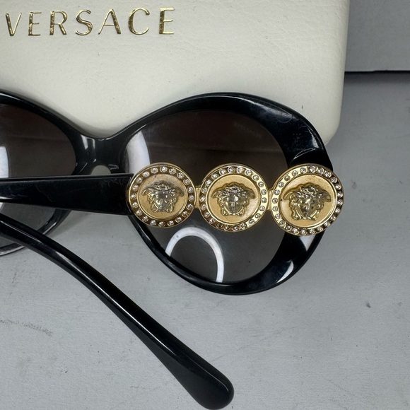 Versace Medusa Sunglasses Black Frame Gold Medusa With Small Clear Crystals. - Picture 2 of 13